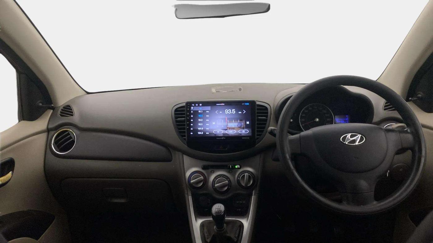 2014 Hyundai i10 SPORTZ 1.1, Petrol, Manual, 47,703 km, Dashboard