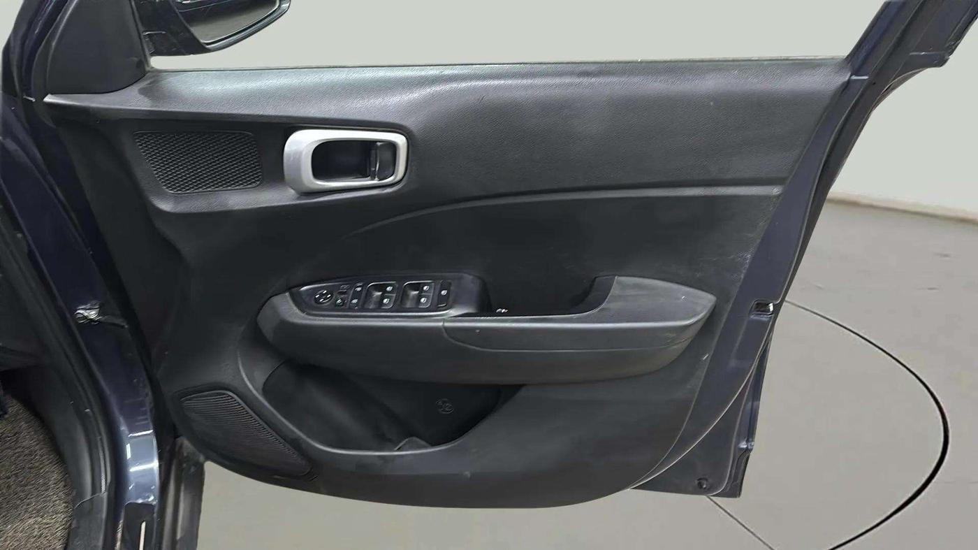 2021 Hyundai VENUE SX PLUS 1.0 TURBO DCT, Petrol, Automatic, 84,204 km, Driver Side Door Panels Control