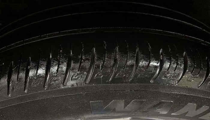 2021 Hyundai VENUE SX PLUS 1.0 TURBO DCT, Petrol, Automatic, 84,204 km, Right Rear Tyre Tread