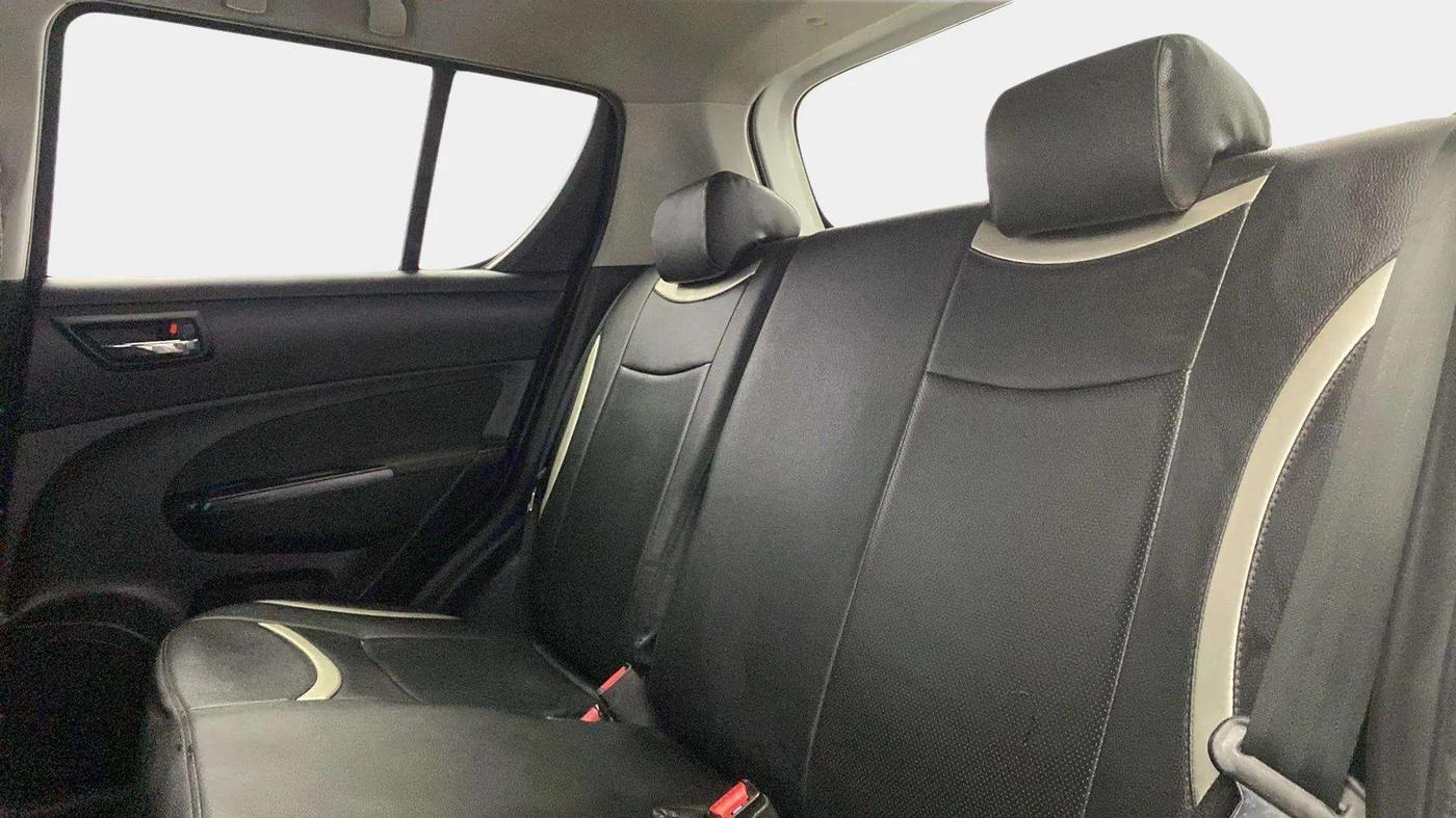 2015 Maruti Swift VXI, Petrol, Manual, 43,683 km, Right Side Rear Door Cabin