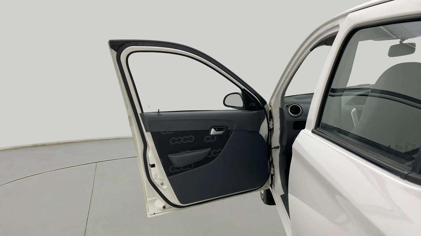2014 Maruti Alto 800 LXI, CNG, Manual, 32,349 km, LHS Front Door