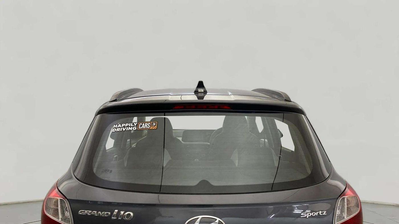 2020 Hyundai GRAND I10 NIOS SPORTZ 1.2 KAPPA VTVT, Petrol, Manual, 39,881 km, Rear Windshield