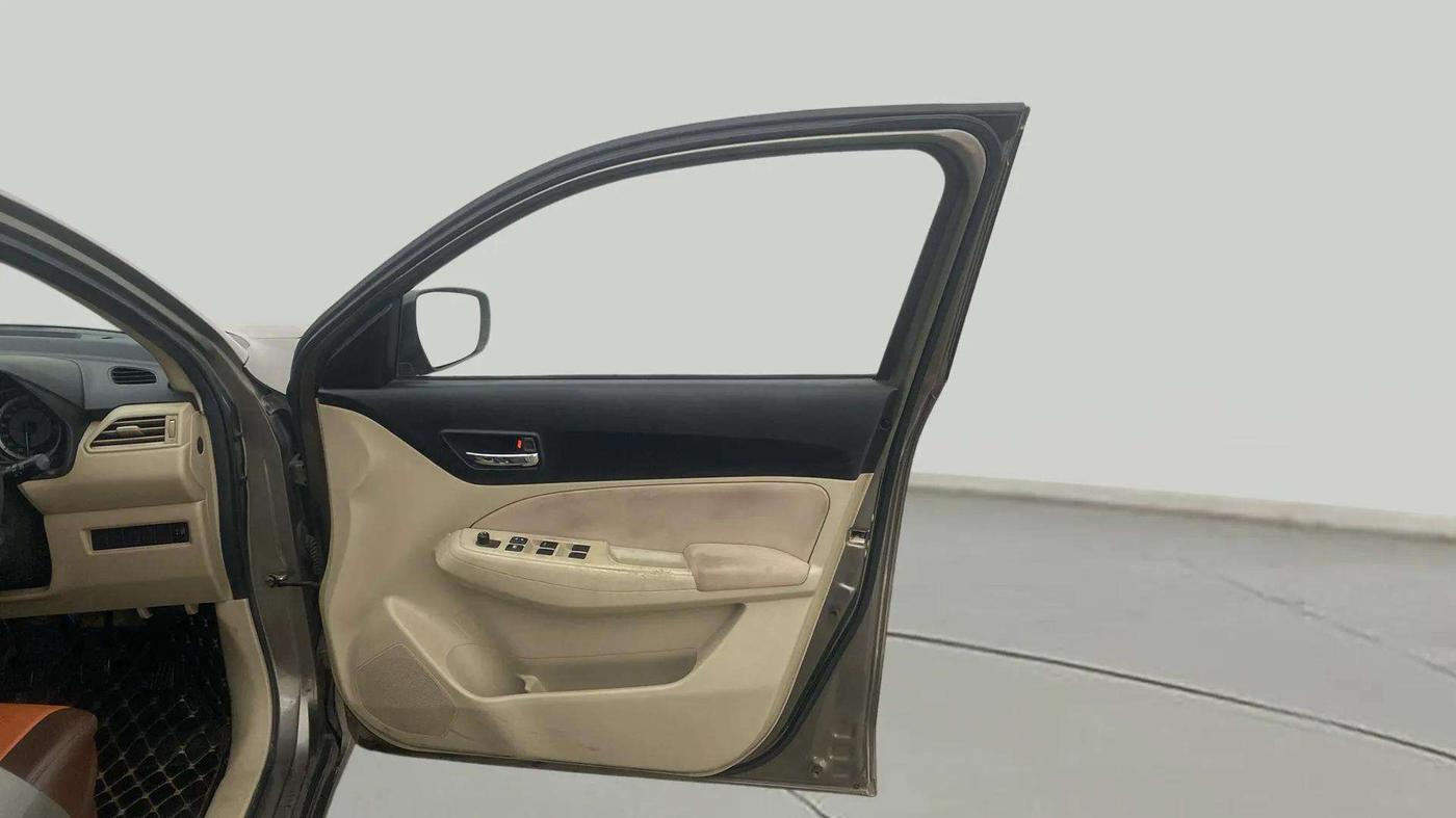 2019 Maruti Dzire VXI, Petrol, Manual, 75,803 km, RHS Front Door