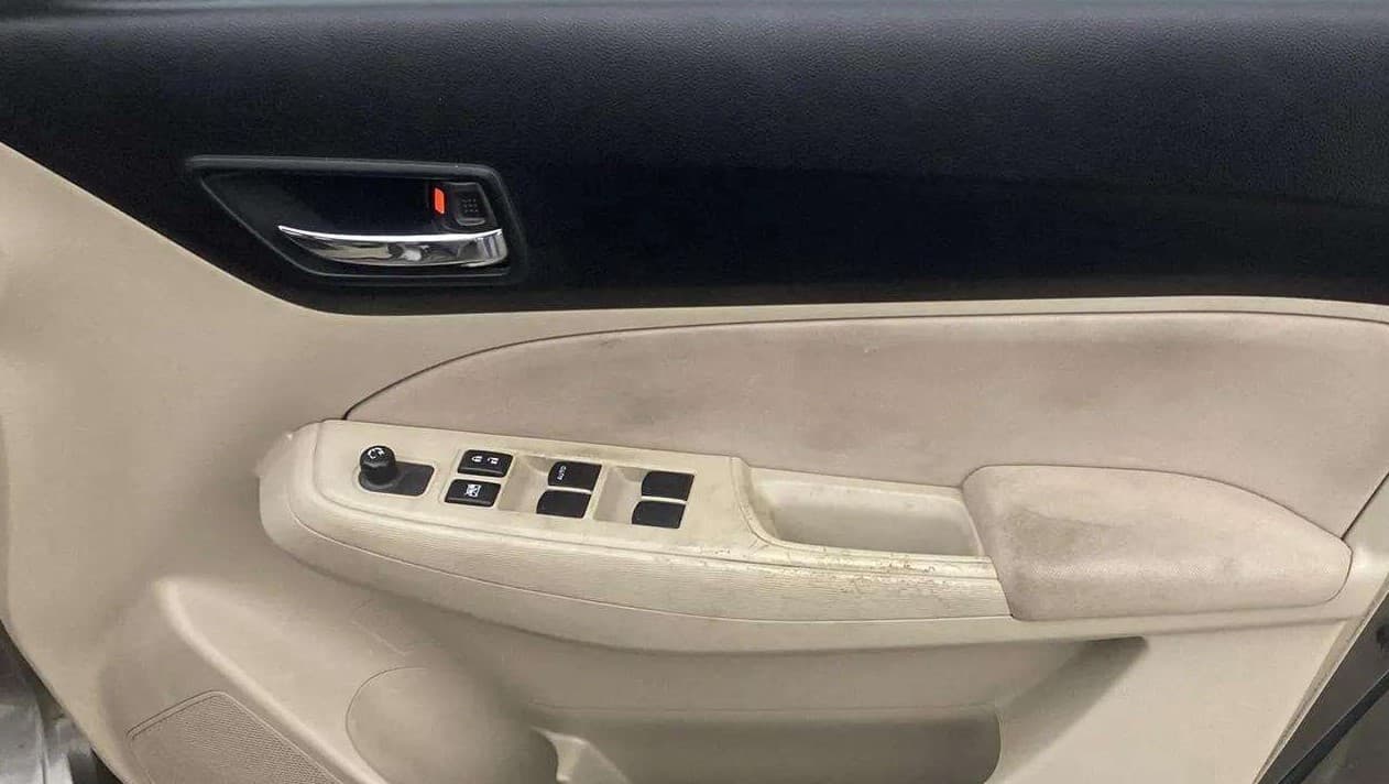 2019 Maruti Dzire VXI, Petrol, Manual, 75,803 km, Driver Side Door Panels Control