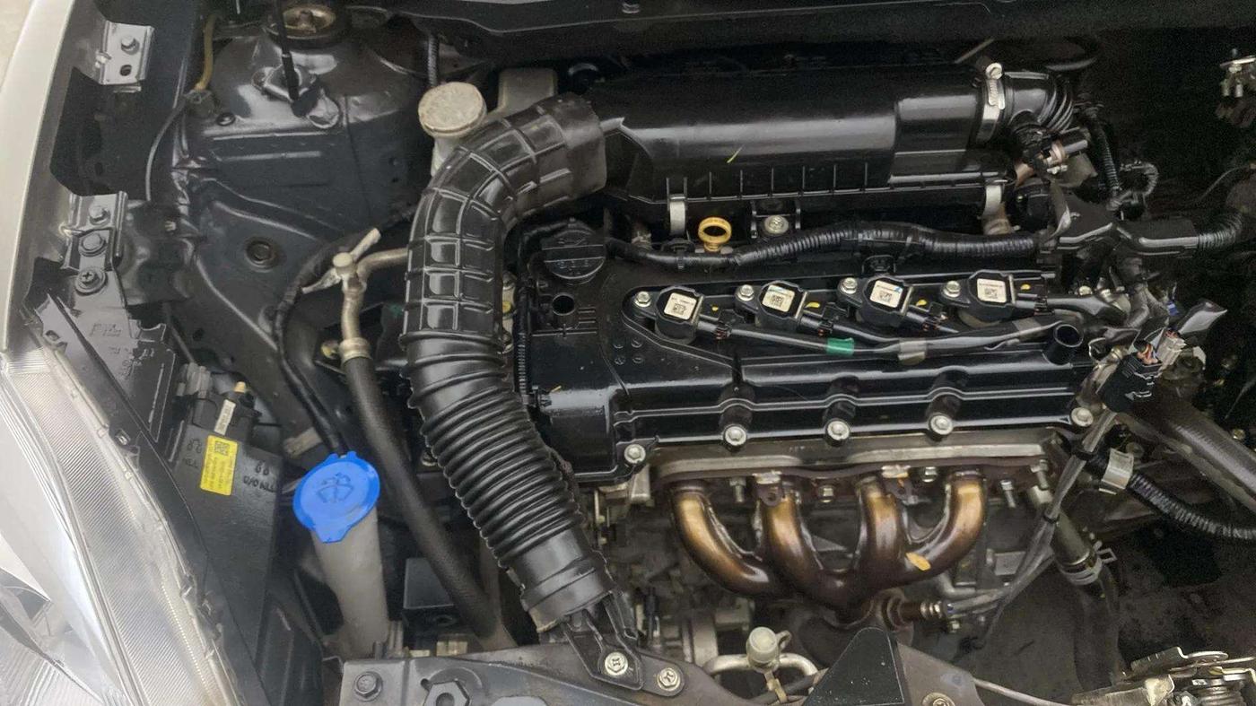 2019 Maruti Dzire VXI, Petrol, Manual, 75,803 km, Engine View - Right