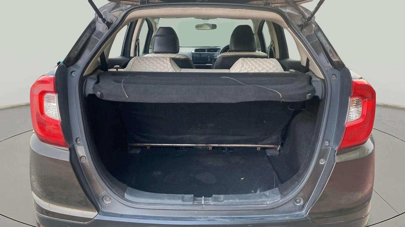 2018 Honda WR-V 1.5L I-DTEC VX MT, Diesel, Manual, 58,171 km, Boot Inside