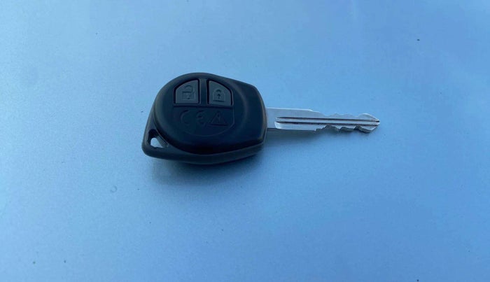 2023 Maruti Baleno DELTA 1.2 AGS, Petrol, Automatic, 24,453 km, Key Close Up
