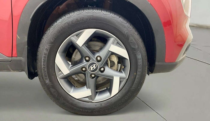 2021 Hyundai VENUE SX 1.5 CRDI, Diesel, Manual, 48,353 km, Right Front Wheel