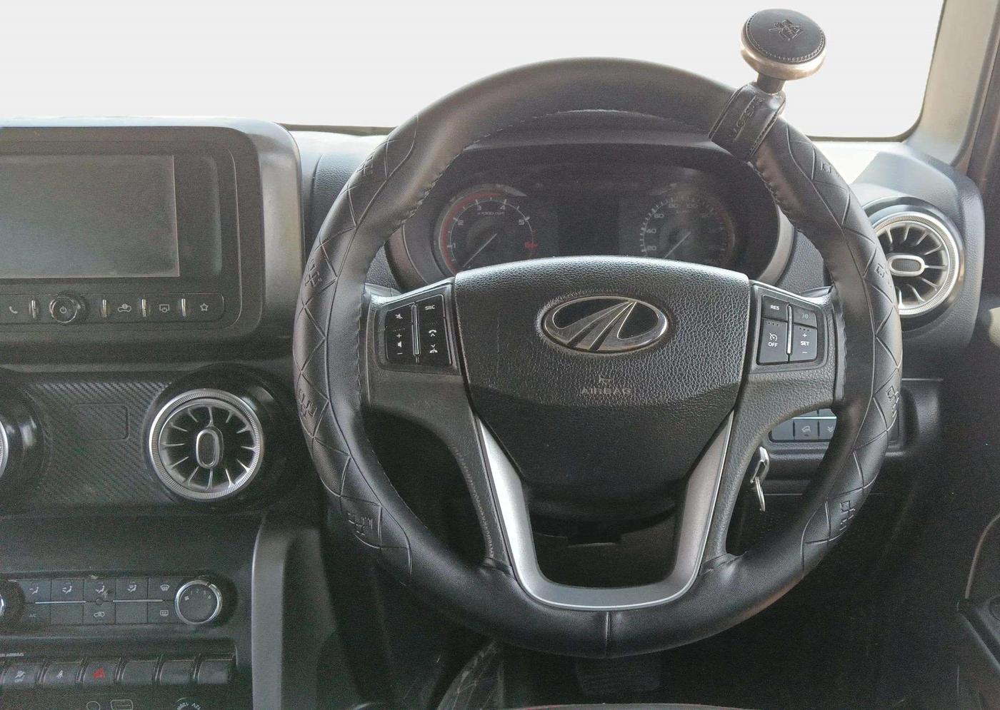 2022 Mahindra Thar LX PETROL HT 4WD AT, Petrol, Automatic, 16,881 km, Steering Wheel Close Up