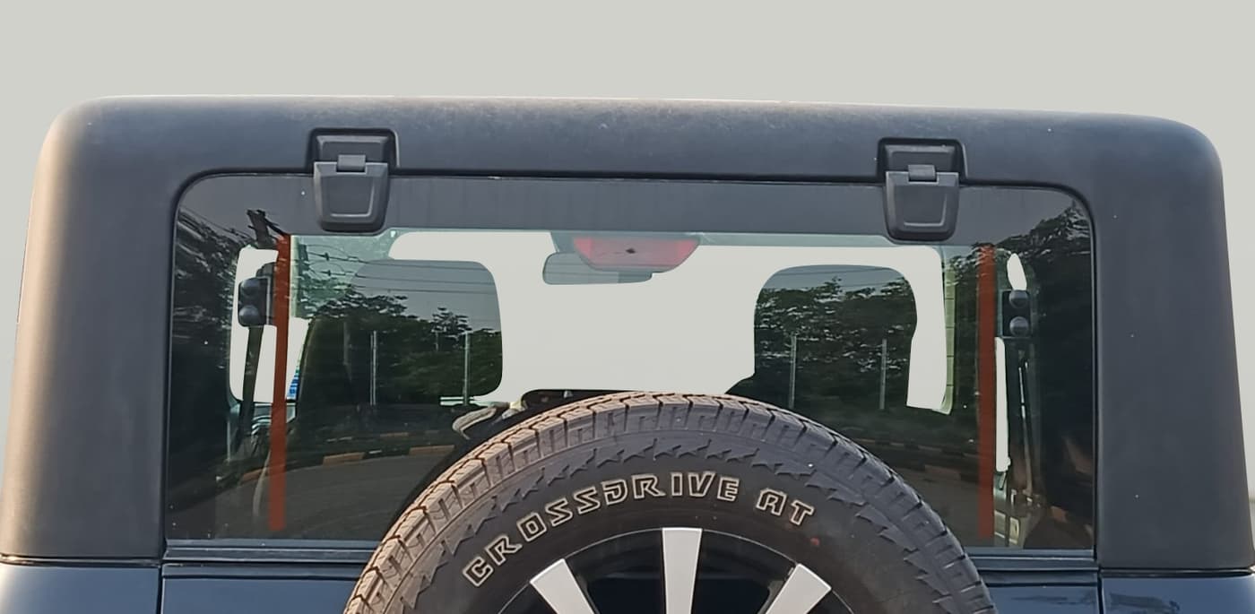 2022 Mahindra Thar LX PETROL HT 4WD AT, Petrol, Automatic, 16,881 km, Rear Windshield