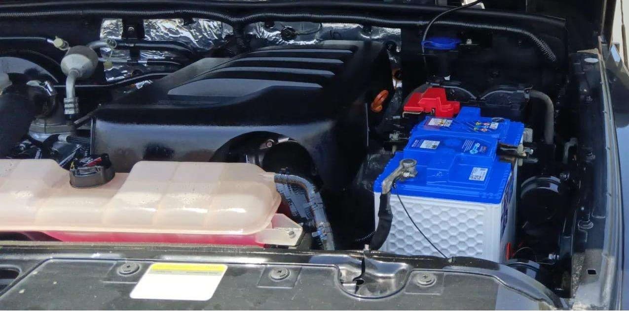2022 Mahindra Thar LX PETROL HT 4WD AT, Petrol, Automatic, 16,881 km, Engine View - Left