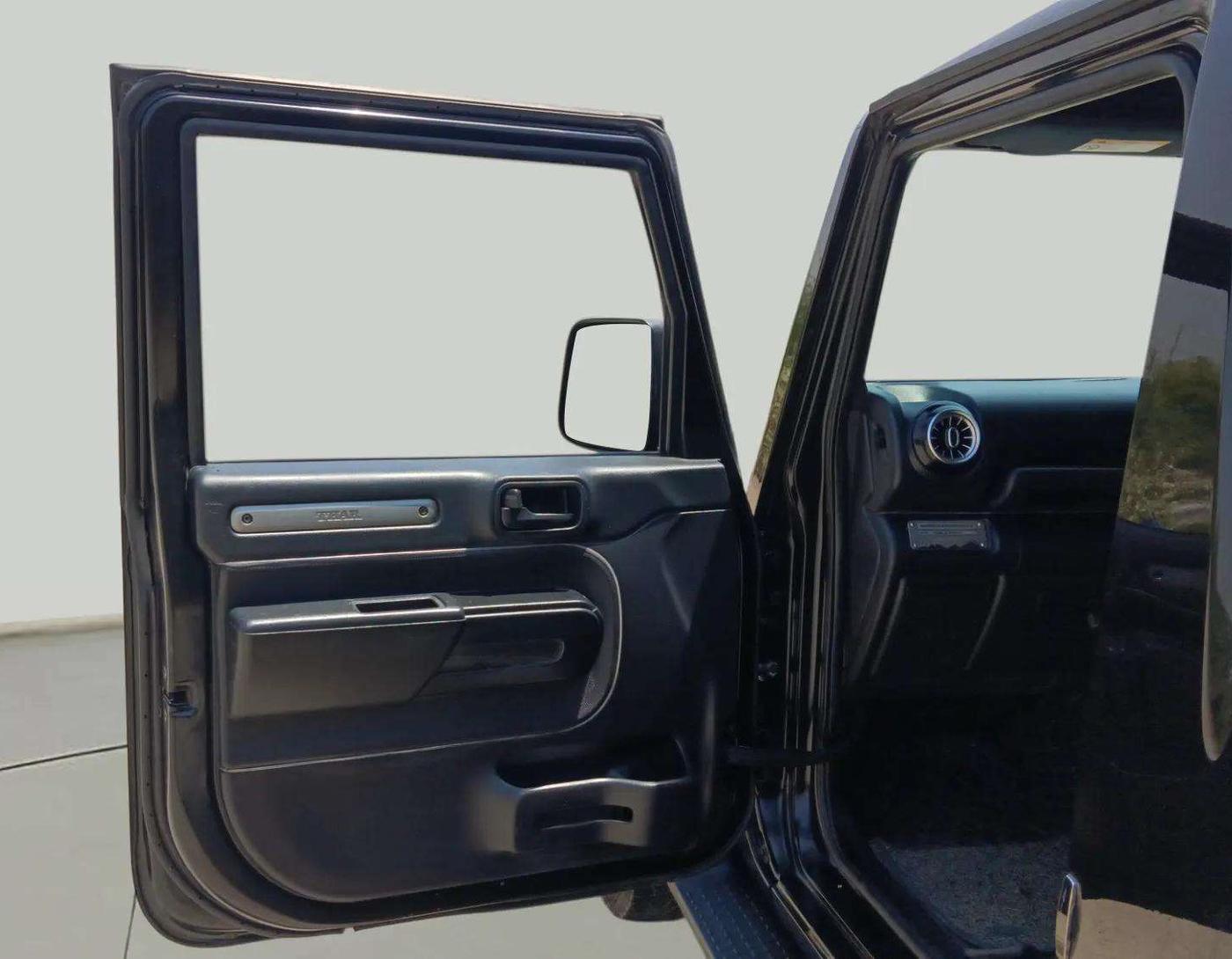 2022 Mahindra Thar LX PETROL HT 4WD AT, Petrol, Automatic, 16,881 km, LHS Front Door
