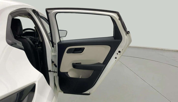 2023 Tata ALTROZ XTA, Petrol, Automatic, 12,932 km, RHS Rear Door