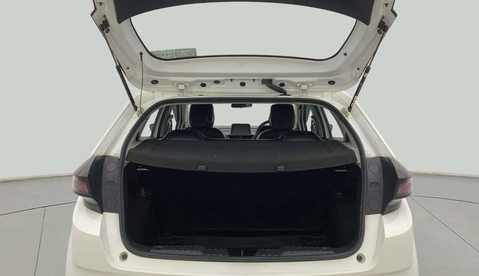 2023 Tata ALTROZ XTA, Petrol, Automatic, 12,932 km, Boot Open Zoomed View