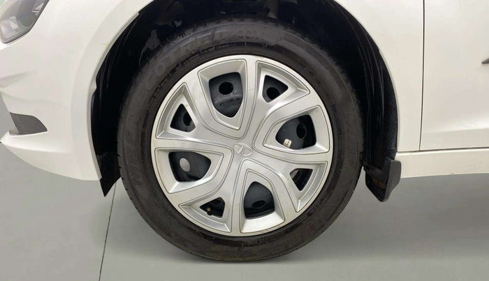 2023 Tata ALTROZ XTA, Petrol, Automatic, 12,932 km, Left Front Wheel