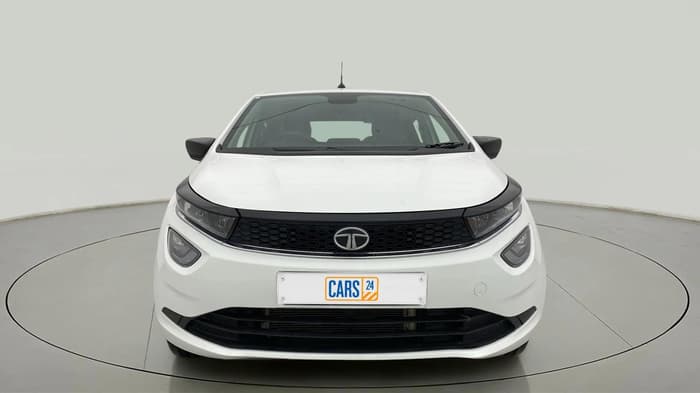2023 Tata ALTROZ XTA, Petrol, Automatic, 13,010 km, Front