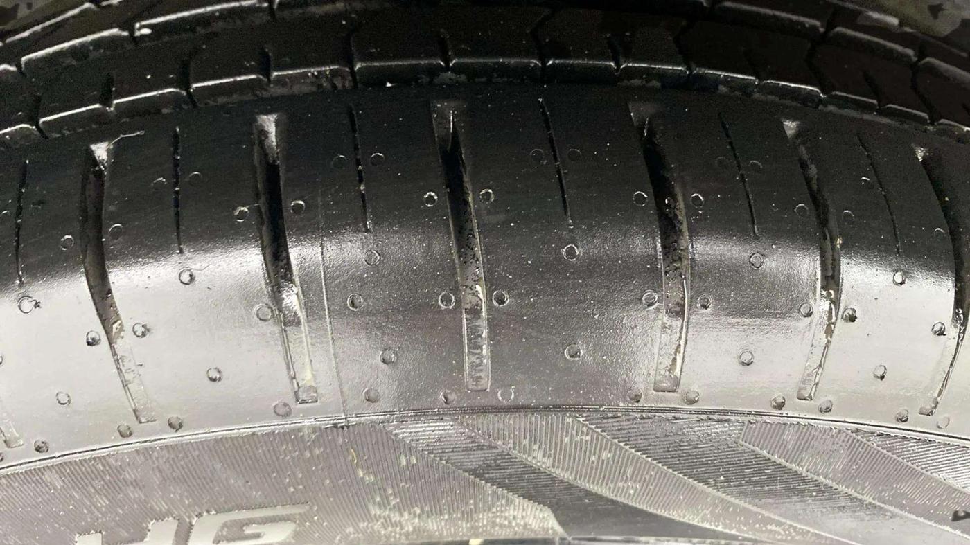 2017 Maruti IGNIS ZETA 1.2, Petrol, Manual, 30,197 km, Right Rear Tyre Tread