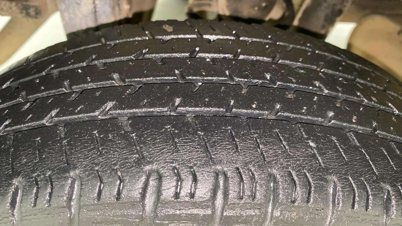 2017 Maruti Alto K10 VXI AMT, Petrol, Automatic, 36,462 km, Right Rear Tyre Tread