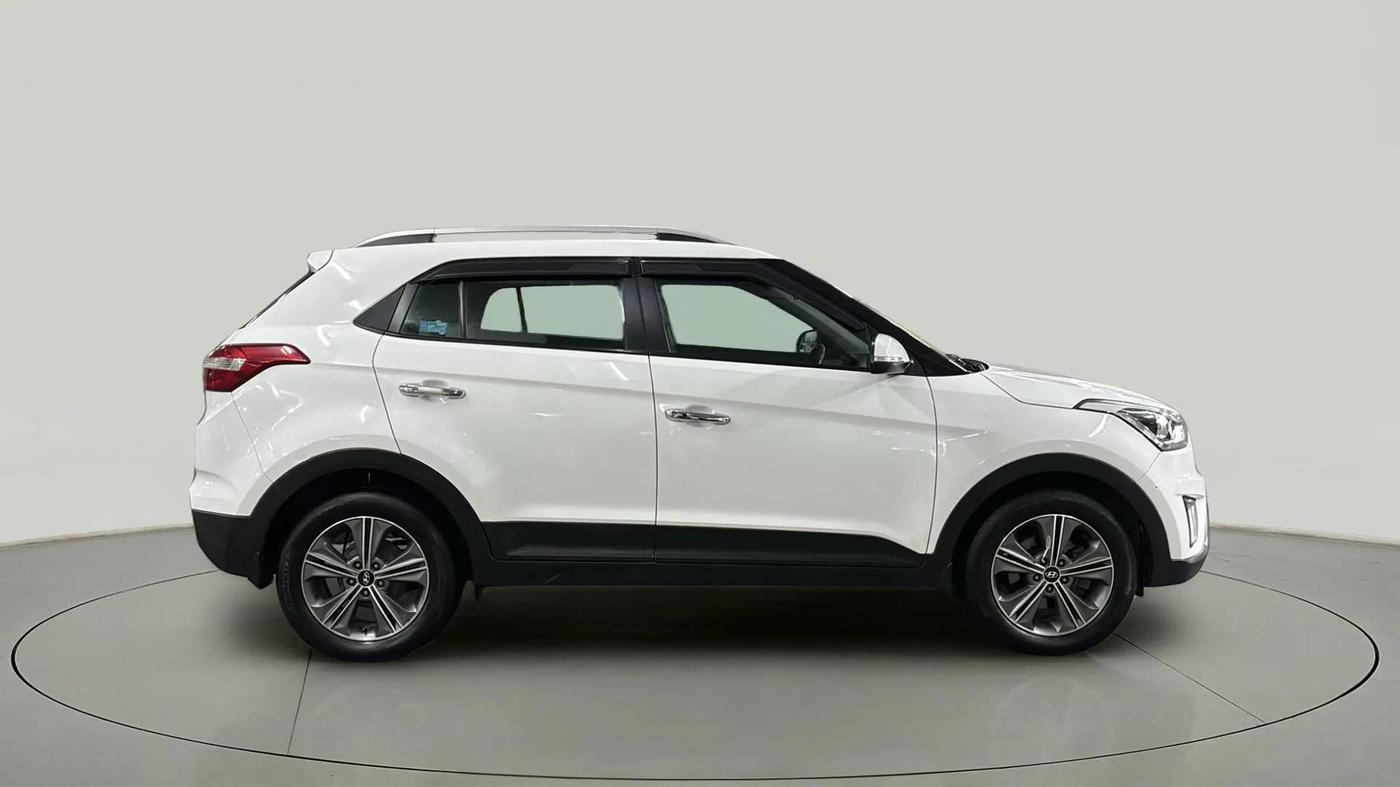 2016 Hyundai Creta SX PLUS AT 1.6 PETROL, Petrol, Automatic, 49,525 km, Right Side View