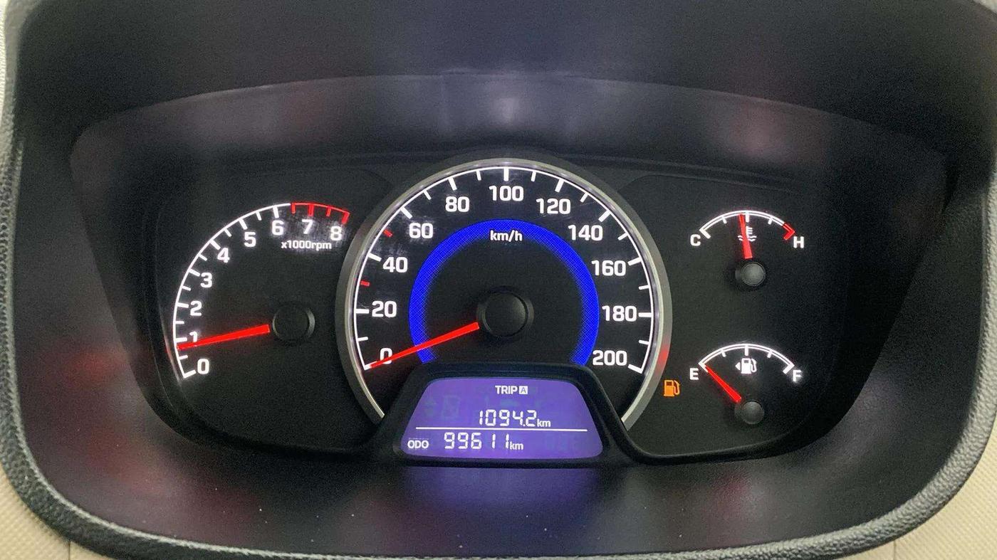 2019 Hyundai Grand i10 MAGNA 1.2 KAPPA VTVT, Petrol, Manual, 99,610 km, Odometer Image