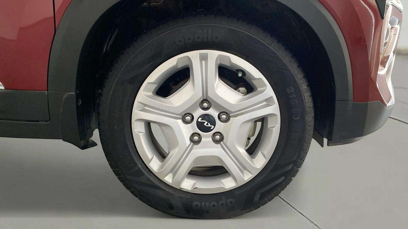 2022 KIA SONET HTK PLUS 1.0 IMT, Petrol, Manual, 18,358 km, Right Front Wheel