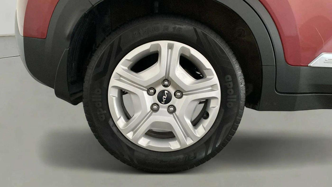 2022 KIA SONET HTK PLUS 1.0 IMT, Petrol, Manual, 18,358 km, Right Rear Wheel