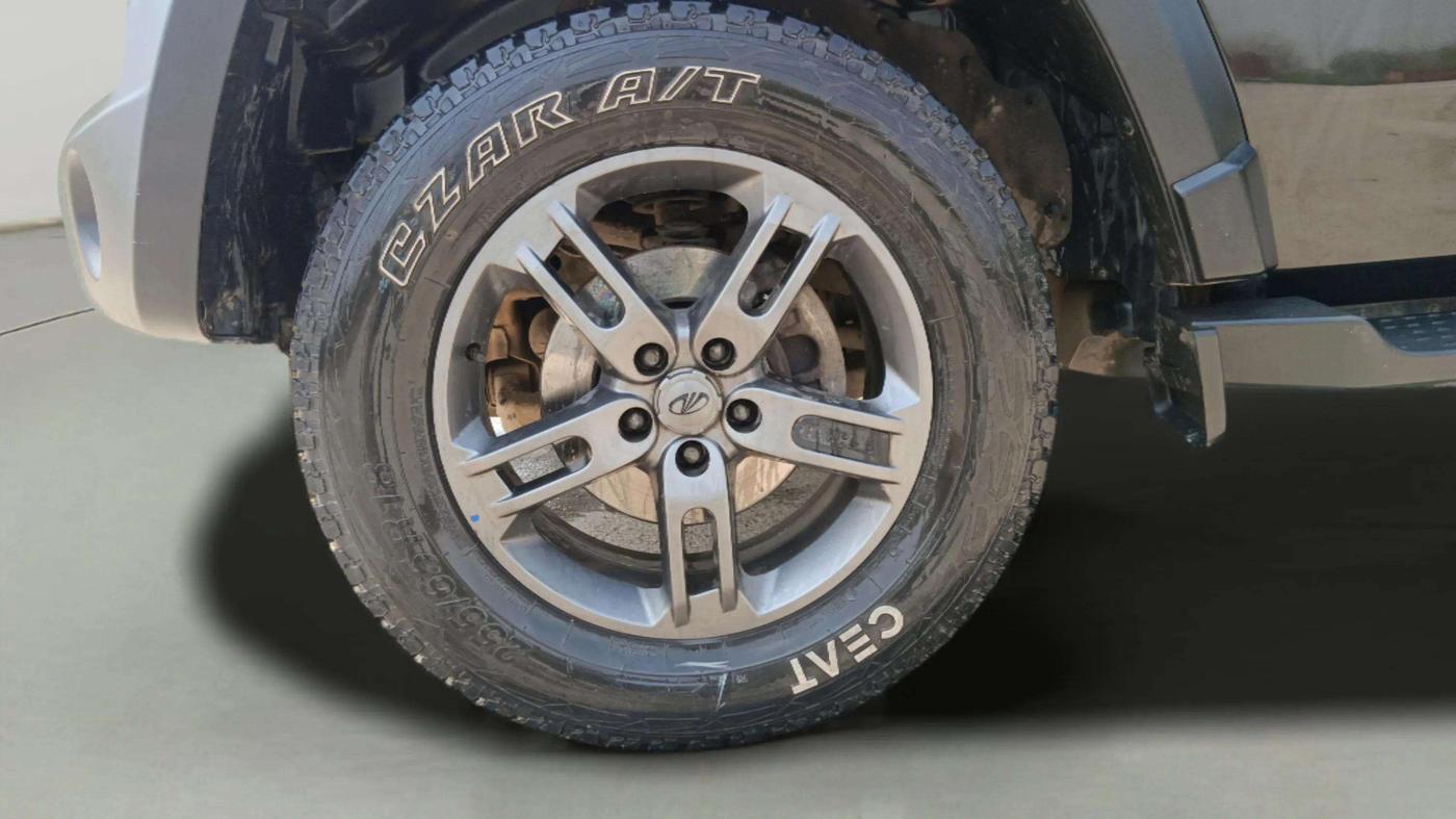 2022 Mahindra Thar LX HT PETROL 4WD MT, Petrol, Manual, 62,758 km, Left Front Wheel