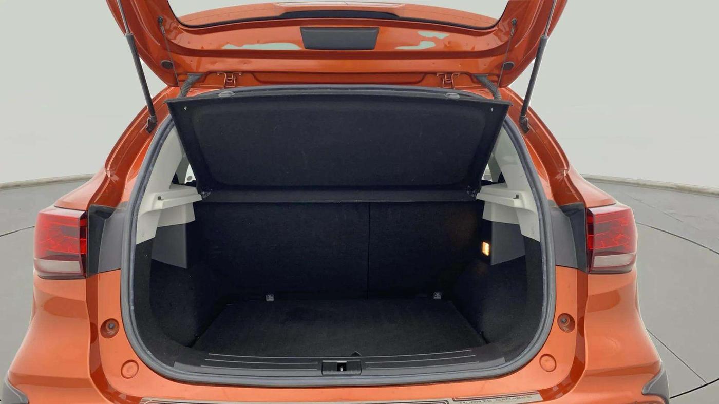 2021 MG ASTOR SHARP 1.5 MT, Petrol, Manual, 24,020 km, Boot Inside