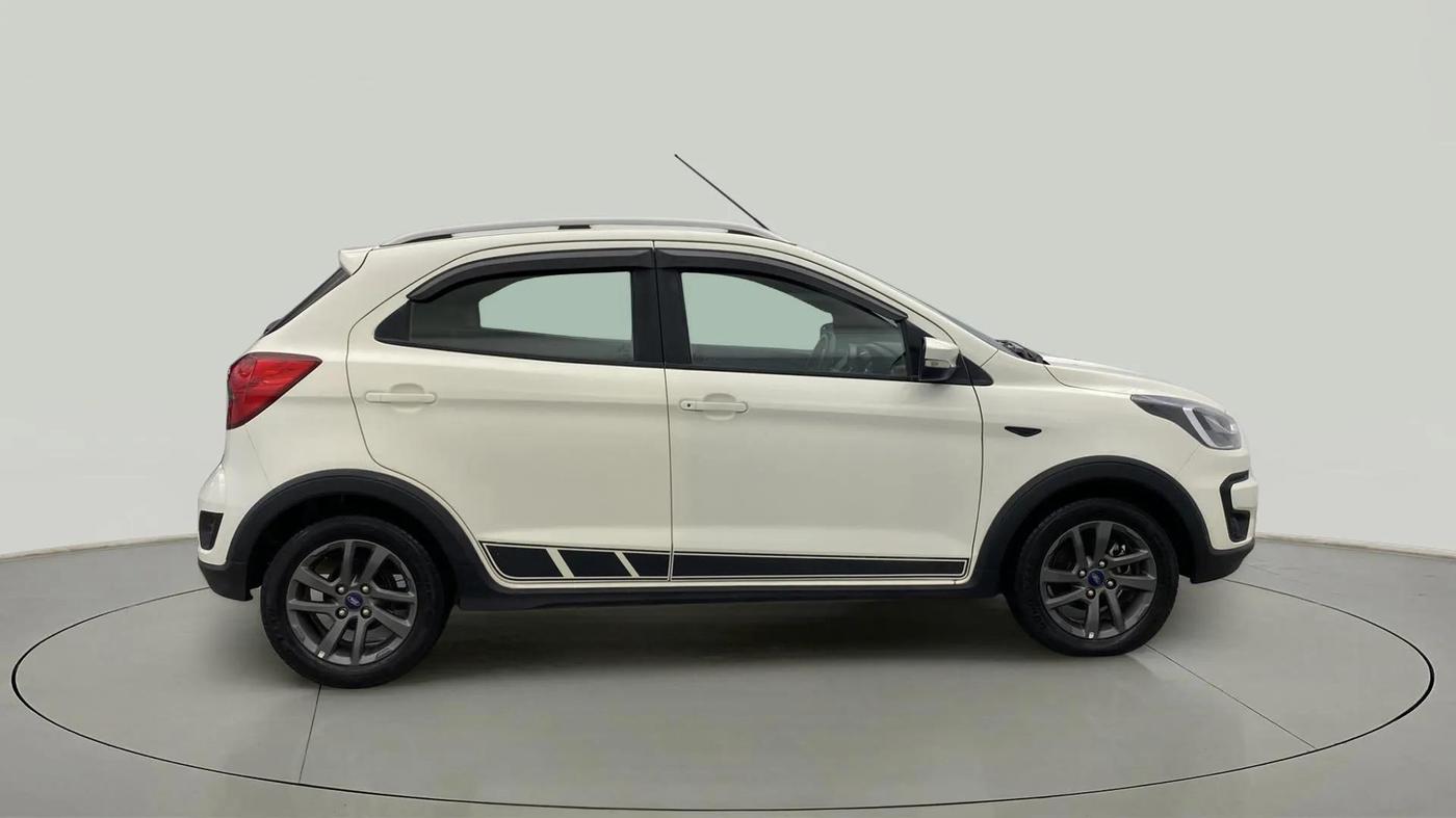 2020 Ford FREESTYLE TITANIUM PLUS 1.2 PETROL, Petrol, Manual, 34,634 km, Right Side View