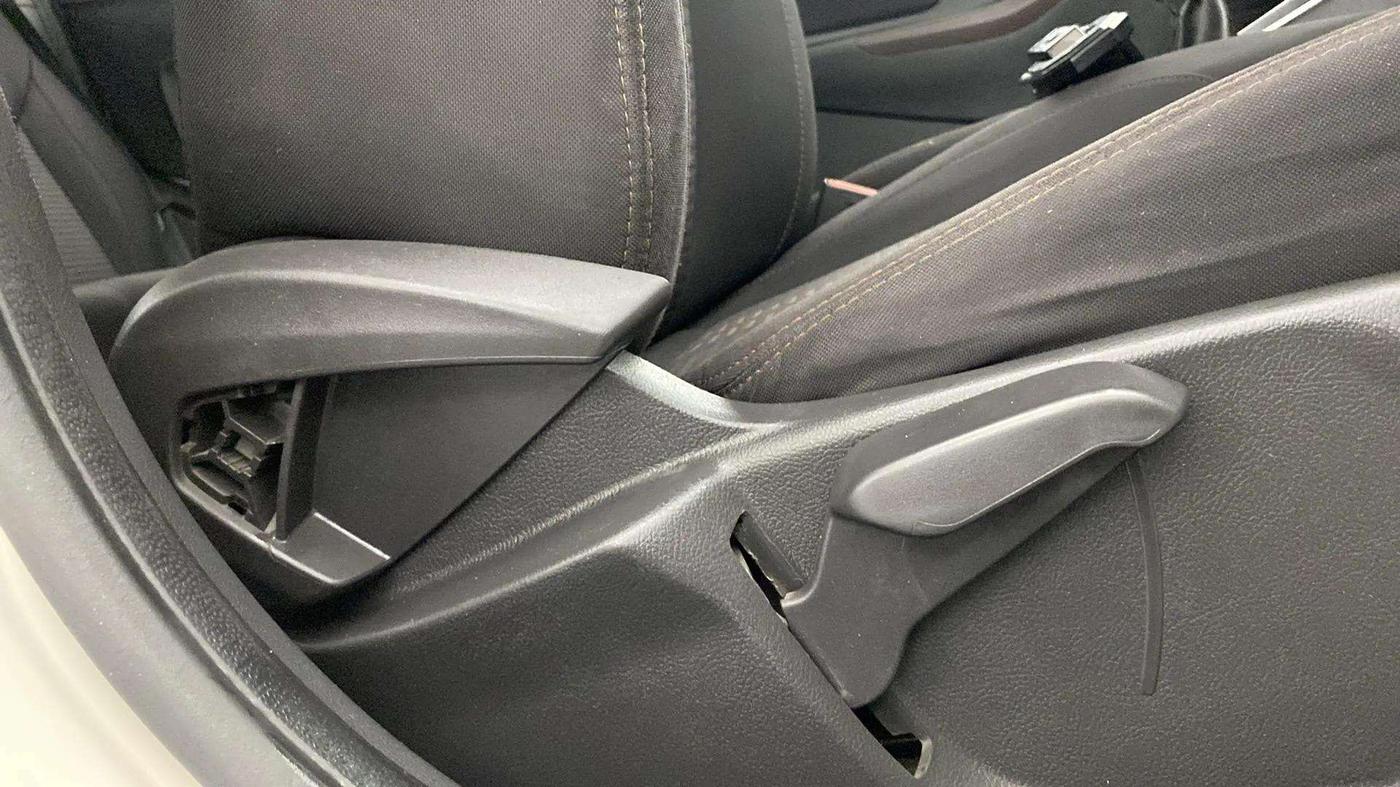 2020 Ford FREESTYLE TITANIUM PLUS 1.2 PETROL, Petrol, Manual, 34,634 km, Driver Side Adjustment Panel