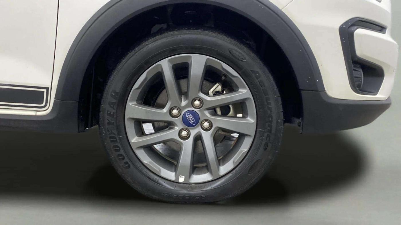 2020 Ford FREESTYLE TITANIUM PLUS 1.2 PETROL, Petrol, Manual, 34,634 km, Right Front Wheel