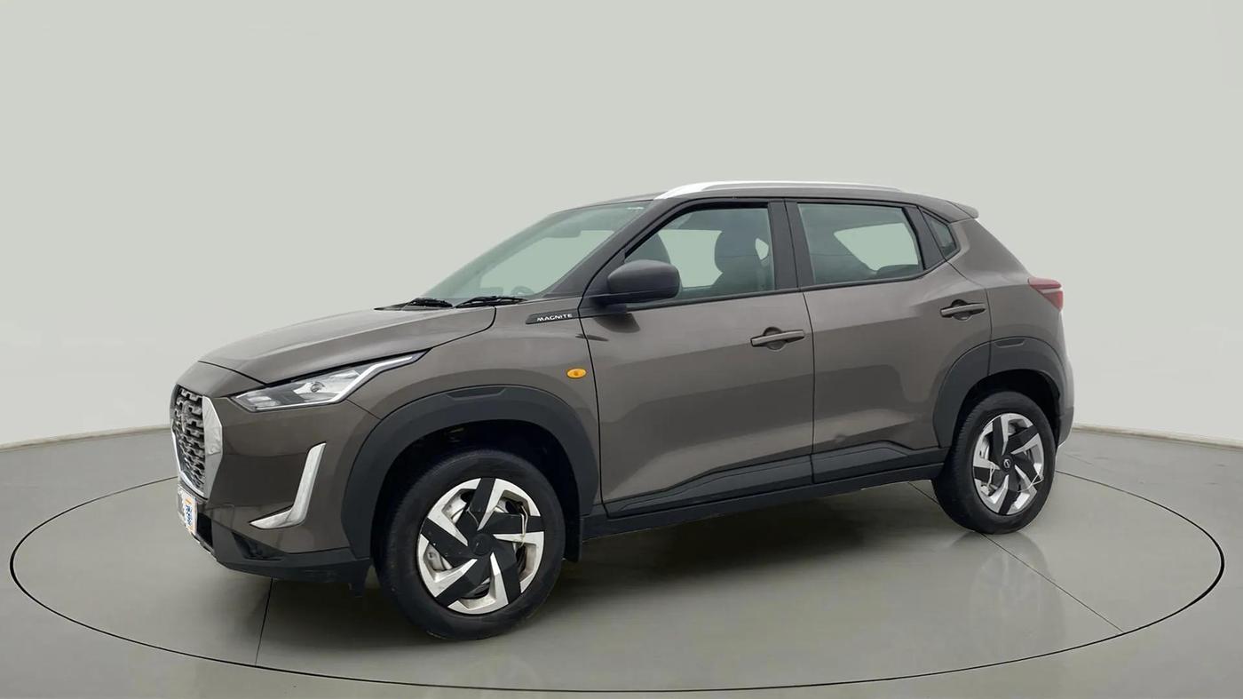 2023 Nissan MAGNITE XE, Petrol, Manual, 10,113 km, Left Front Diagonal