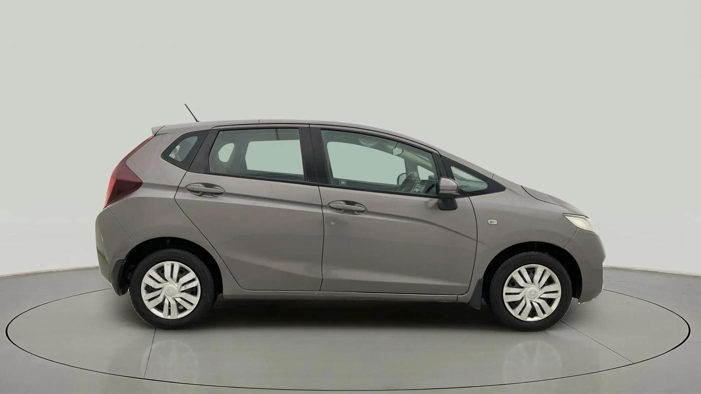 2015 Honda Jazz 1.5L I-DTEC SV, Diesel, Manual, 42,767 km, Right Side View