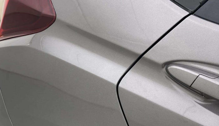 2015 Honda Jazz 1.5L I-DTEC SV, Diesel, Manual, 42,767 km, Right quarter panel - Slightly dented