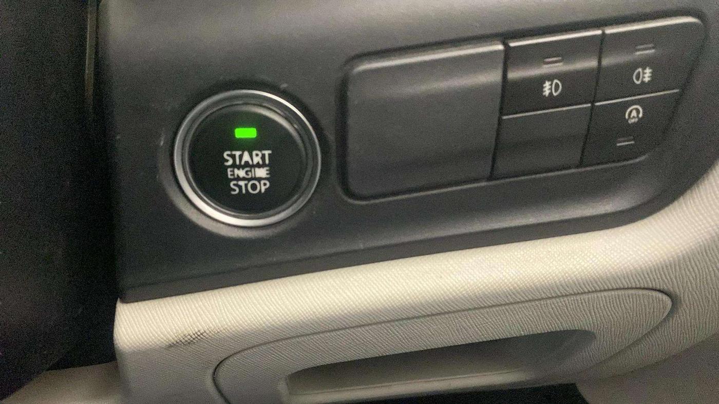2021 Tata ALTROZ XZ PLUS PETROL, Petrol, Manual, 40,492 km, Keyless Start/ Stop Button