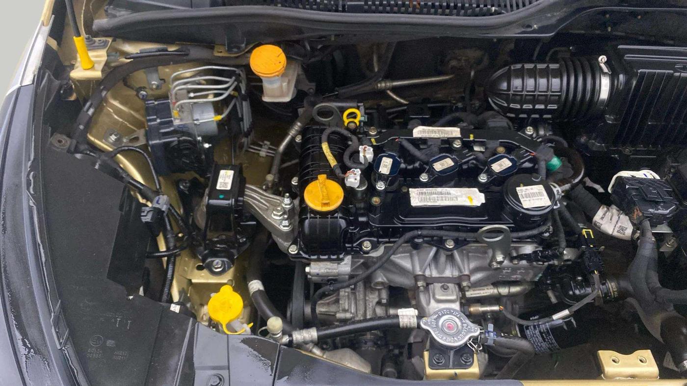2021 Tata ALTROZ XZ PLUS PETROL, Petrol, Manual, 40,492 km, Engine View - Right