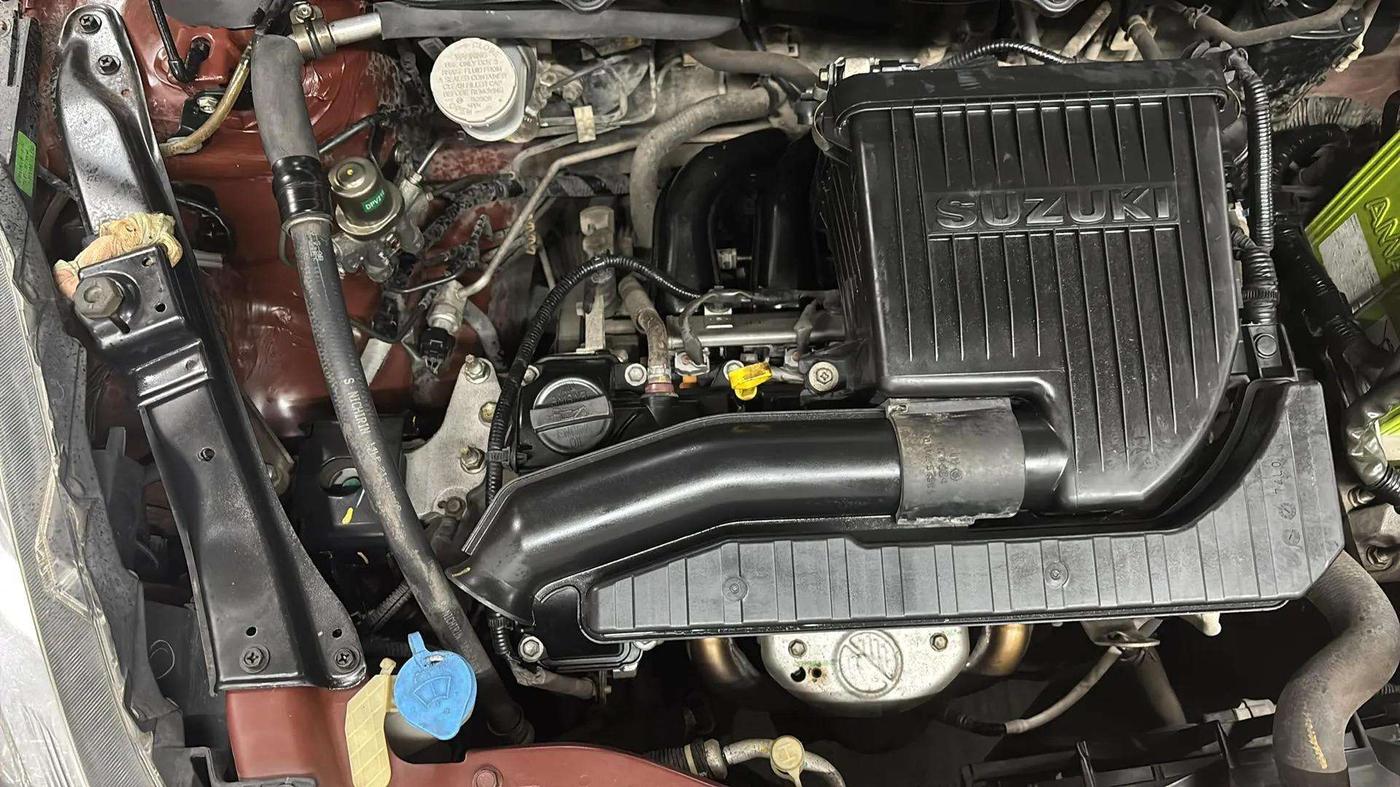 2015 Maruti Swift Dzire VXI, Petrol, Manual, 79,086 km, Engine View - Right
