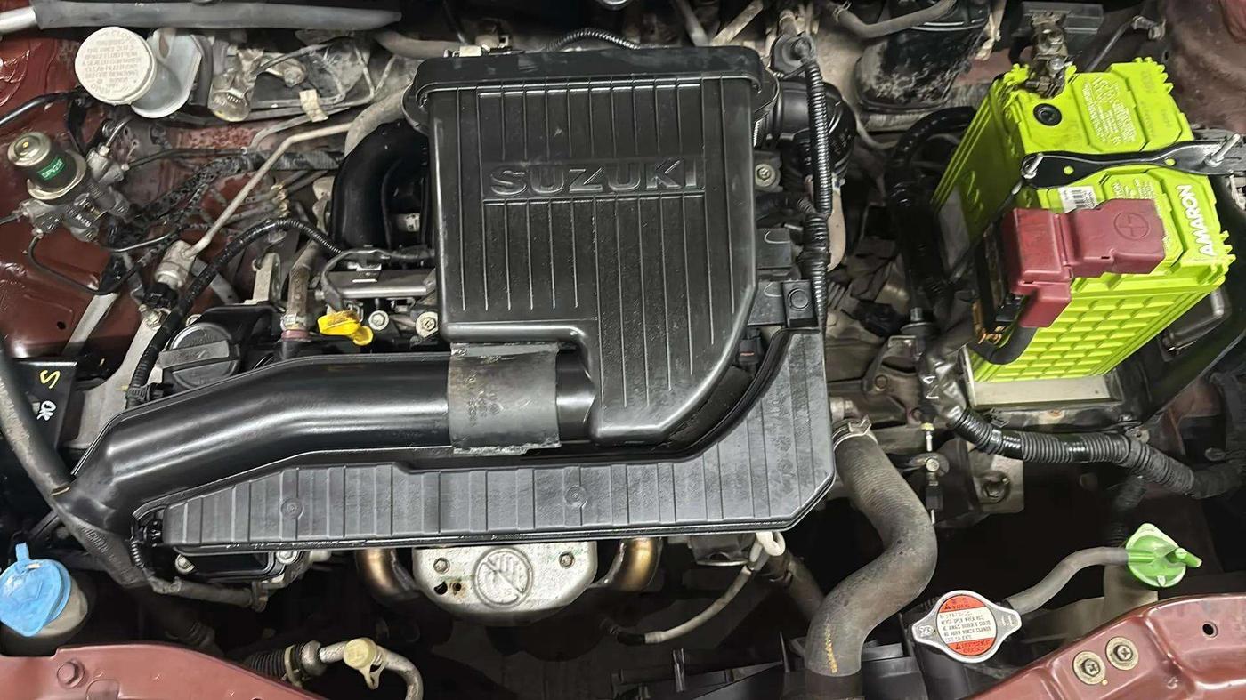 2015 Maruti Swift Dzire VXI, Petrol, Manual, 79,086 km, Engine View