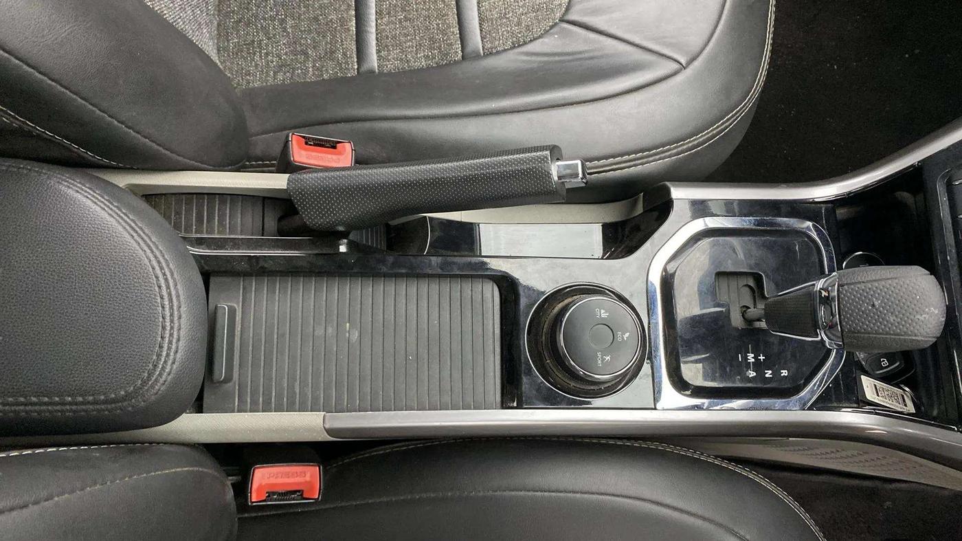 2018 Tata NEXON XZA PLUS PETROL, Petrol, Automatic, 78,271 km, Gear Lever