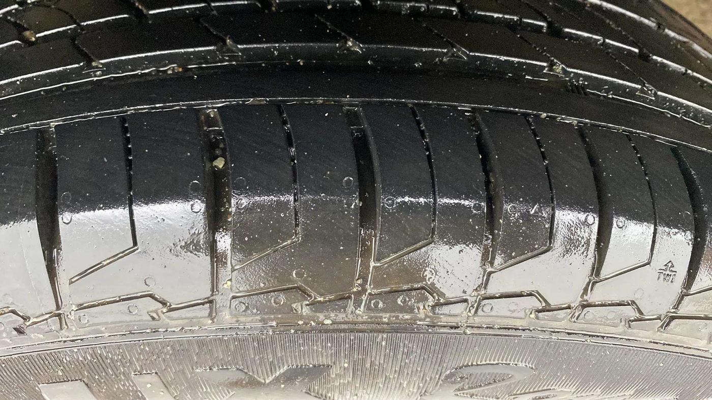 2018 Tata NEXON XZA PLUS PETROL, Petrol, Automatic, 78,271 km, Right Rear Tyre Tread