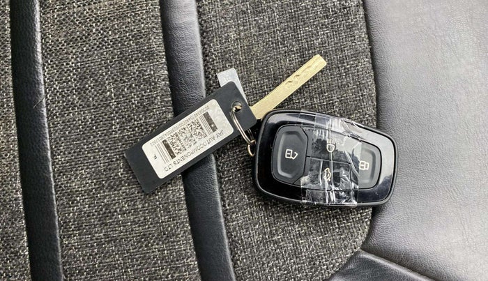 2018 Tata NEXON XZA PLUS PETROL, Petrol, Automatic, 78,213 km, Key Close Up