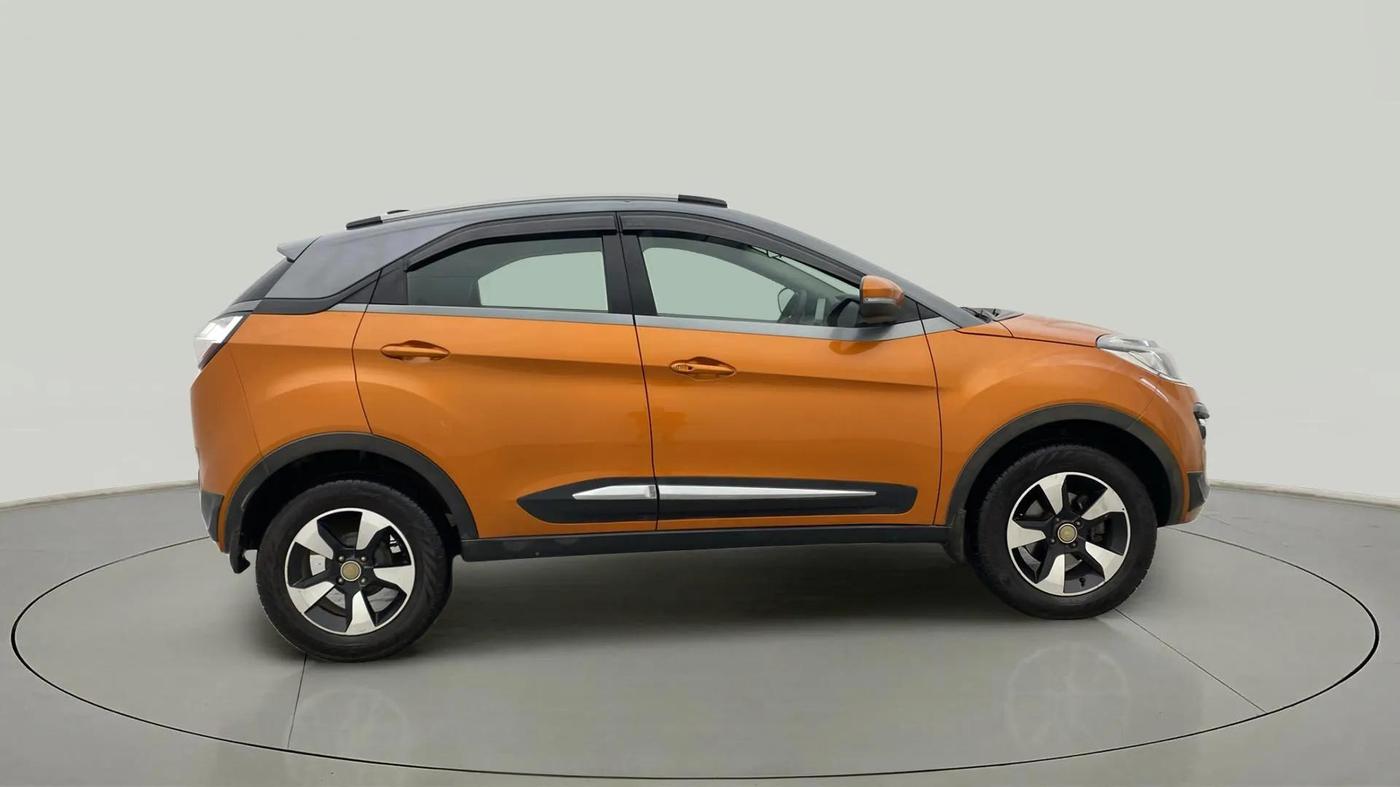 2018 Tata NEXON XZA PLUS PETROL, Petrol, Automatic, 78,271 km, Right Side View