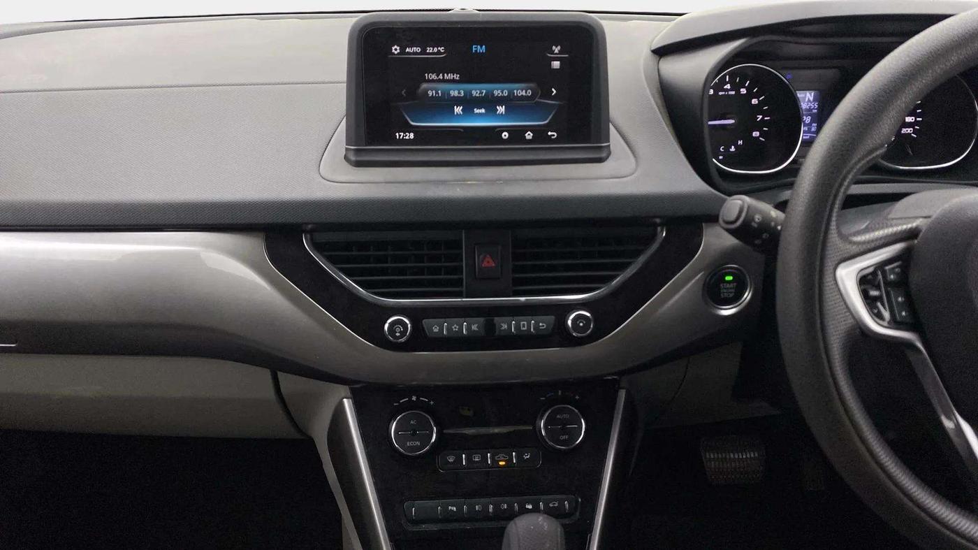 2018 Tata NEXON XZA PLUS PETROL, Petrol, Automatic, 78,271 km, Air Conditioner