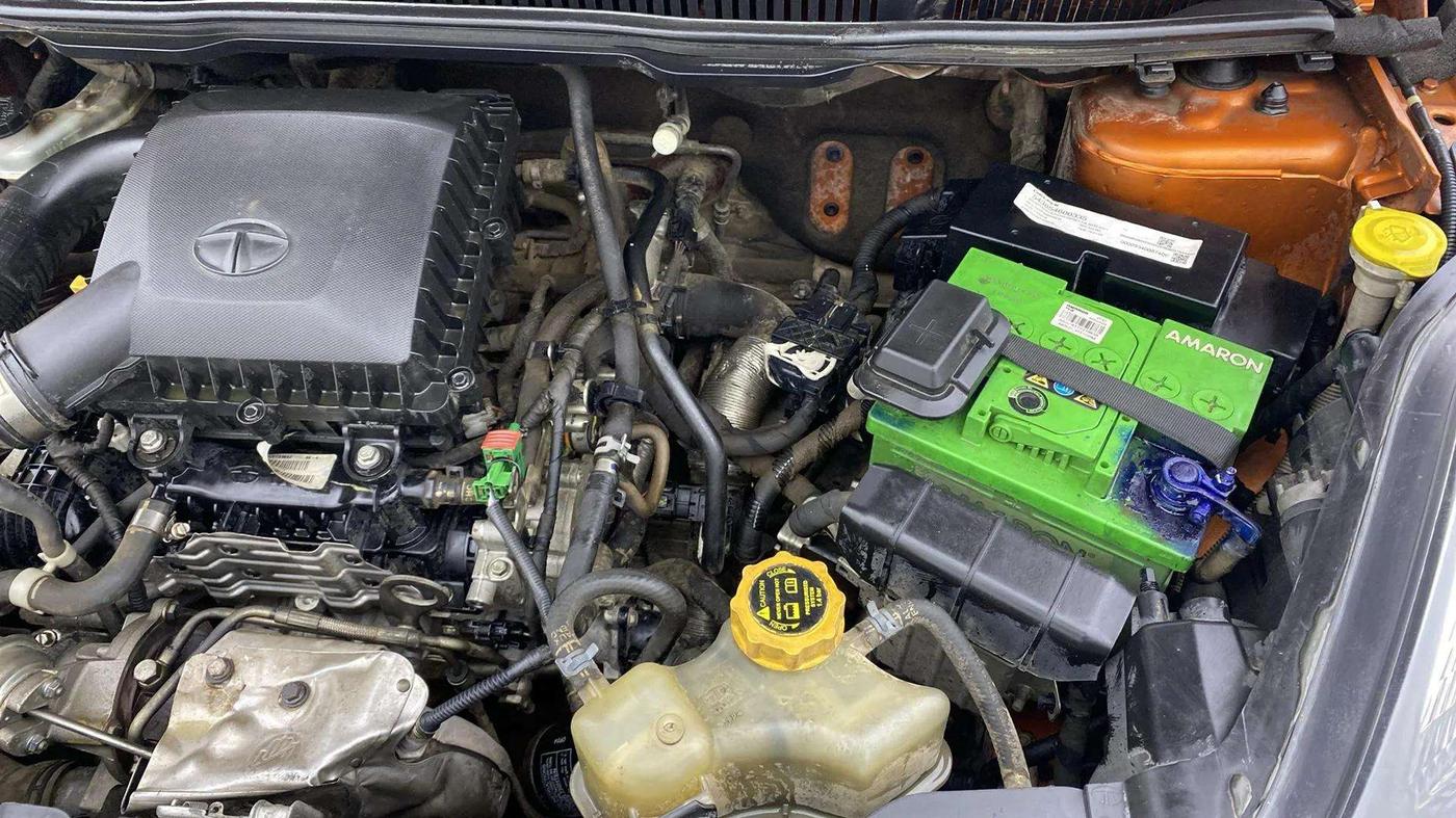 2018 Tata NEXON XZA PLUS PETROL, Petrol, Automatic, 78,271 km, Engine View - Left
