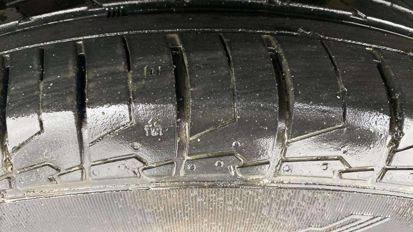 2018 Tata NEXON XZA PLUS PETROL, Petrol, Automatic, 78,271 km, Left Front Tyre Tread