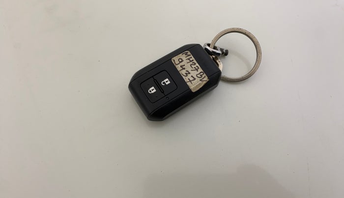 2018 Maruti Swift ZXI PLUS, Petrol, Manual, 1,14,411 km, Key Close Up