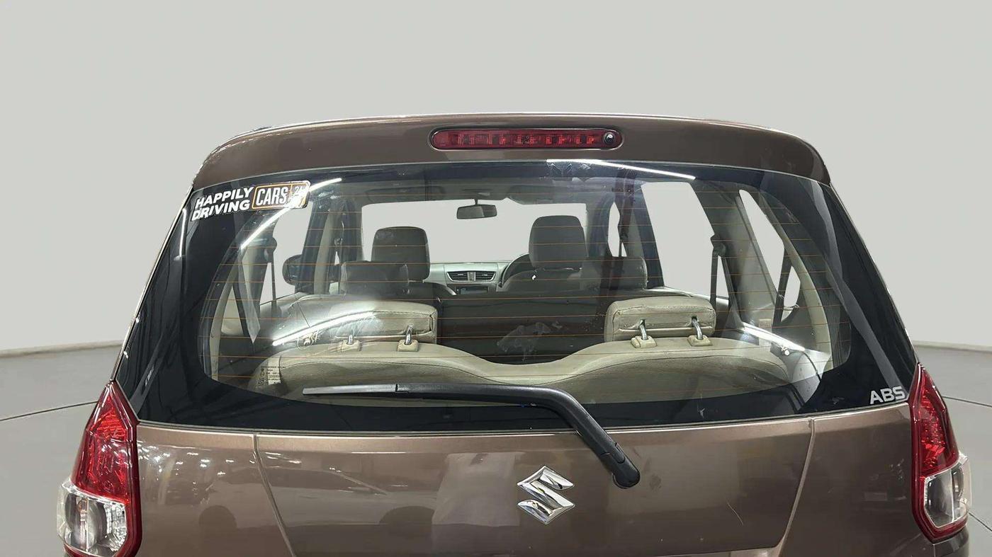 2015 Maruti Ertiga ZXI, Petrol, Manual, 57,470 km, Rear Windshield