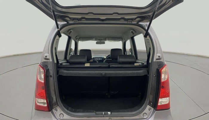 2017 Maruti Wagon R 1.0 VXI AMT, Petrol, Automatic, 27,670 km, Boot Inside