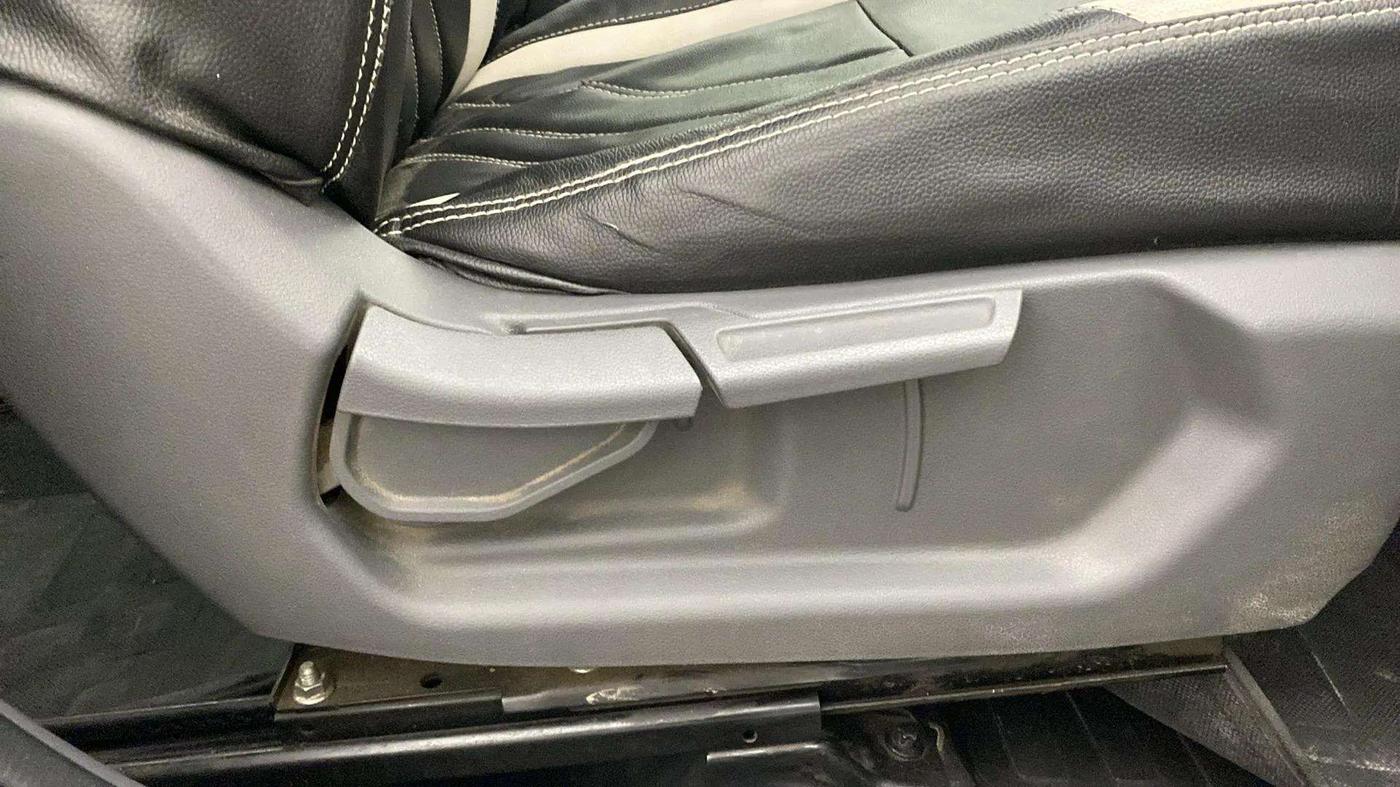 2020 Hyundai AURA S 1.2 AMT, Petrol, Automatic, 36,617 km, Driver Side Adjustment Panel