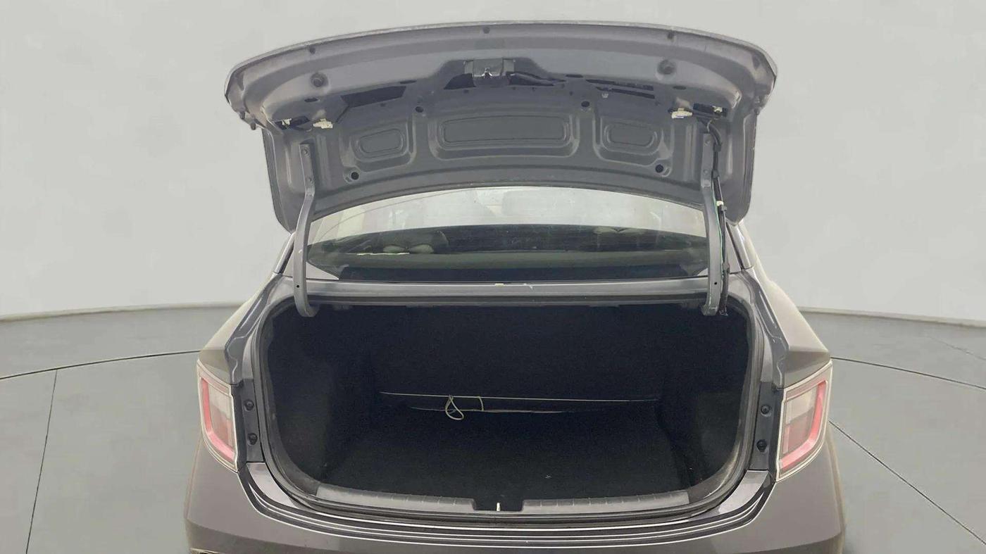 2020 Hyundai AURA S 1.2 AMT, Petrol, Automatic, 36,617 km, Boot Inside